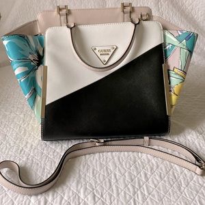Guess purse white black and floral